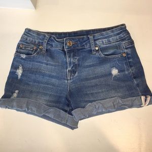 Tilly’s denim shorts
